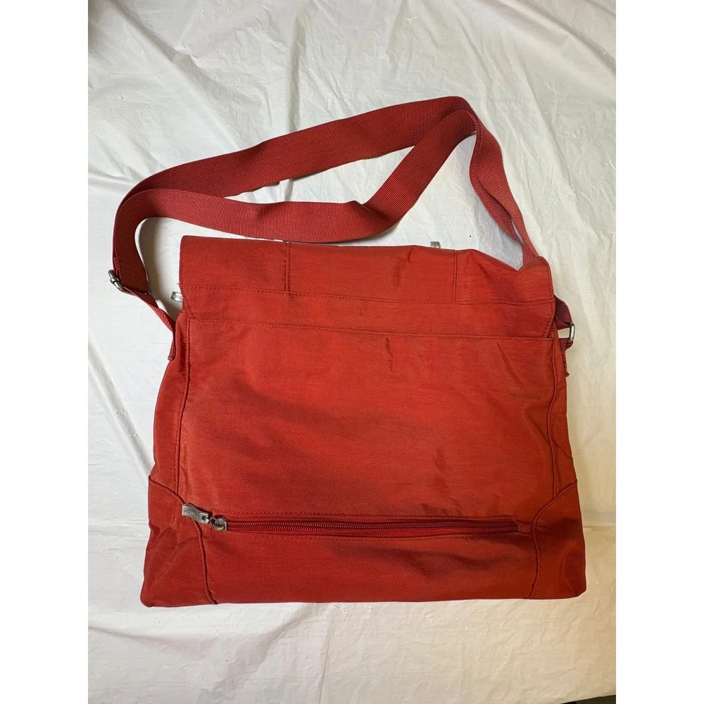 Baggallini Neighborhood‎ Deep Red Nylon Laptop Messenger Bag Adjustable Luggage